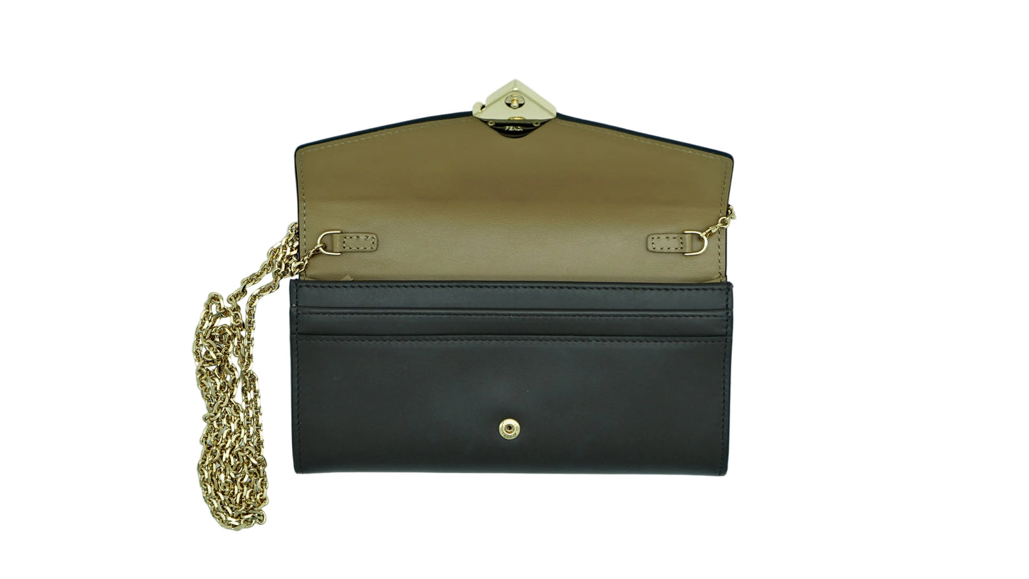 CARTERA CONTINENTAL WALLET BICOLOR FENDI FF DIAMONDS EN PIEL